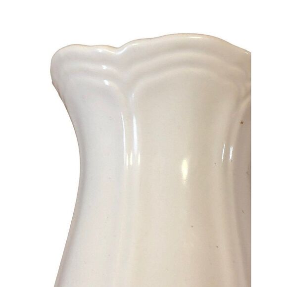 Vintage White Federalist USA Vase Mid Century Flared Top - Picture 4 of 4